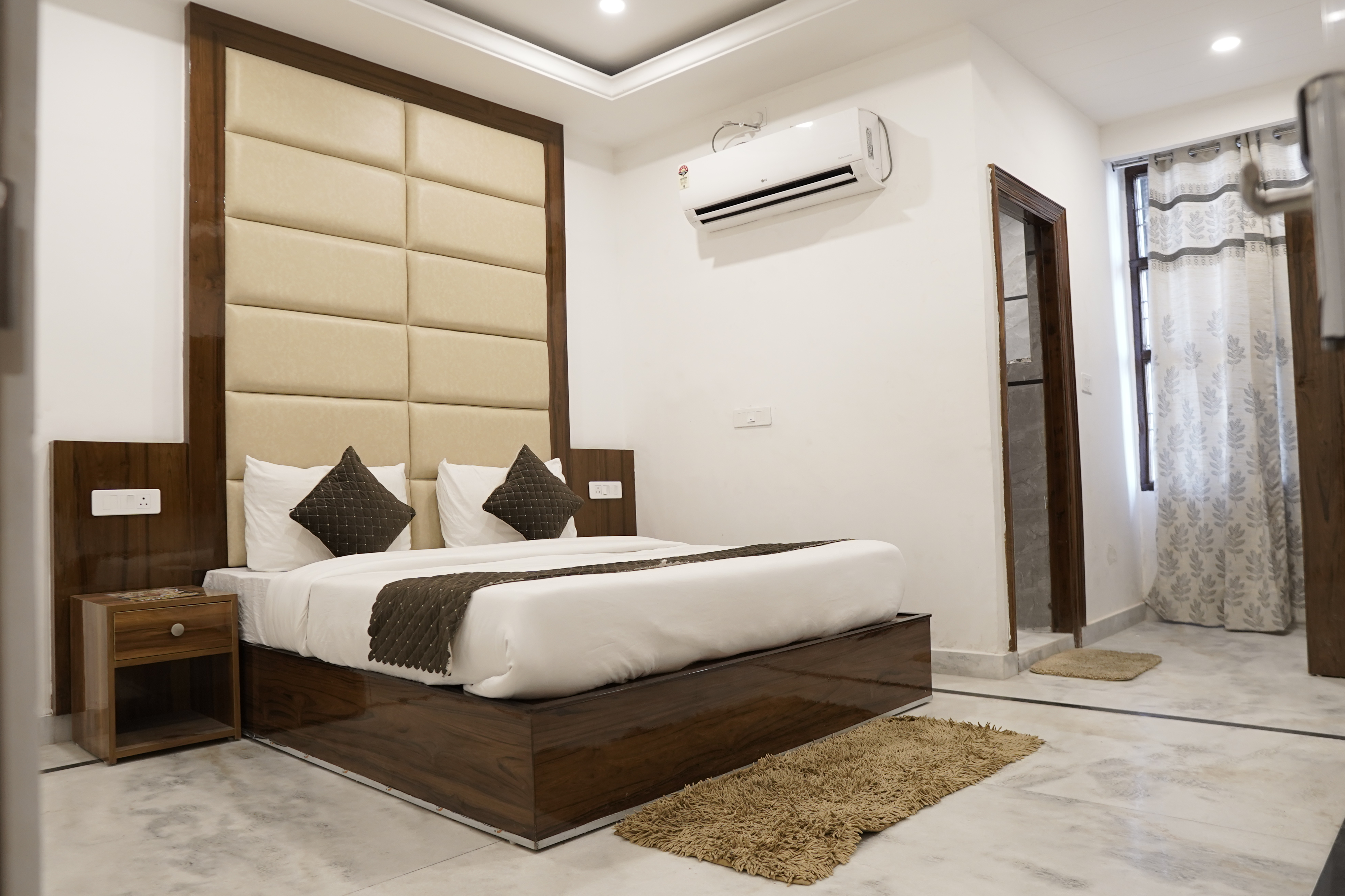 Welcoming staff, homely meals and accessible, comfortable rooms near PGI Chandigarh